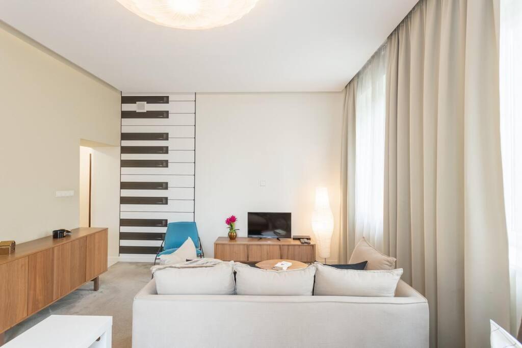 Close-Urban Chic - City Center - Studio Apartment - Plac Konstytucji Varsavia Esterno foto