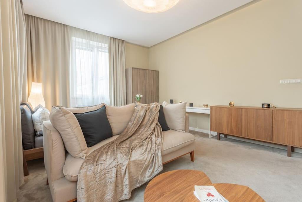 Close-Urban Chic - City Center - Studio Apartment - Plac Konstytucji Varsavia Esterno foto